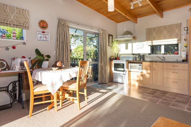 80 James Cook Drive Welcome Bay_17