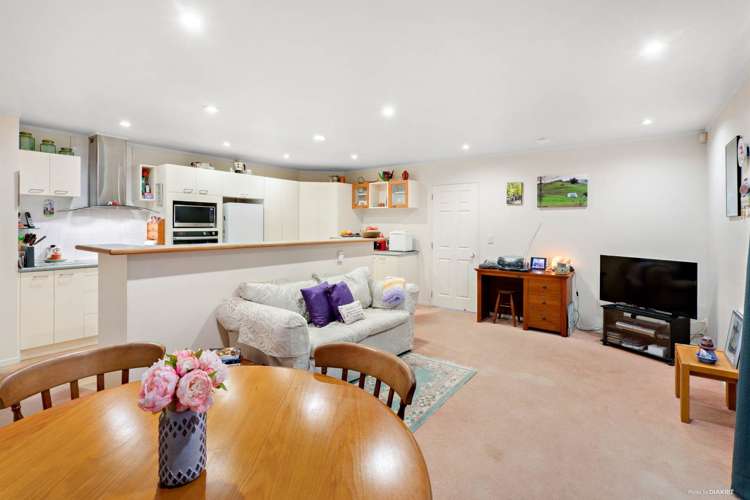 10 Linicro Place Wattle Downs_5