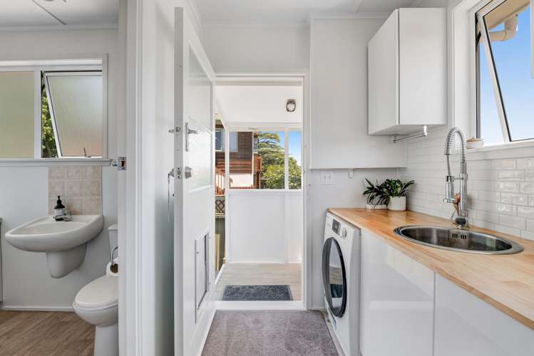 1/50 Kaipatiki Road Glenfield_11