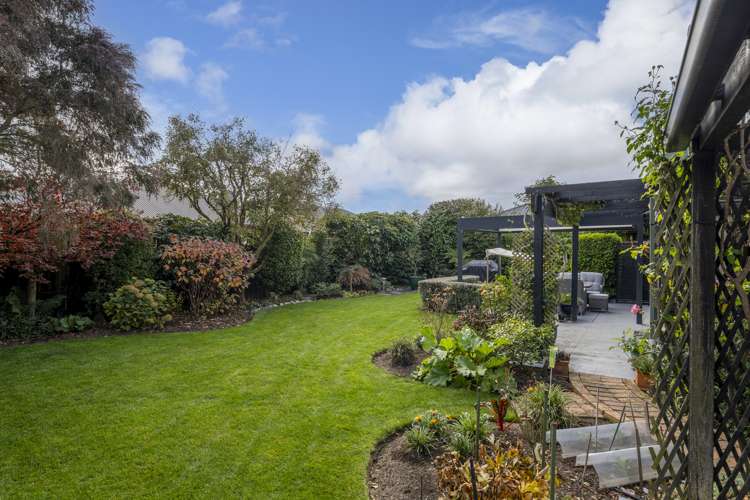 9 Rosefield Lane Northcote_18