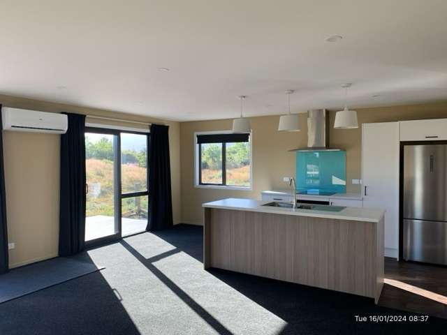 6b Paparoa Way, RD 2 10113_1