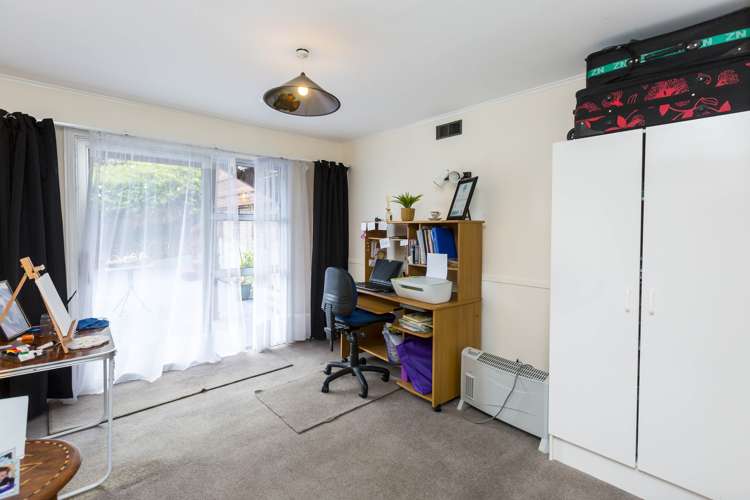 27 Sunnyview Drive Brown Owl_13