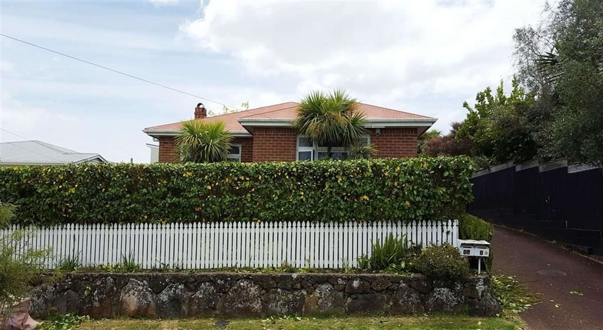 1 Knight Avenue Mount Albert_0