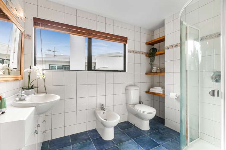 32 Hoani Glade Saint Johns_23