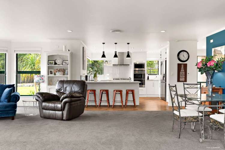 100 Victoria Avenue Waiuku_6