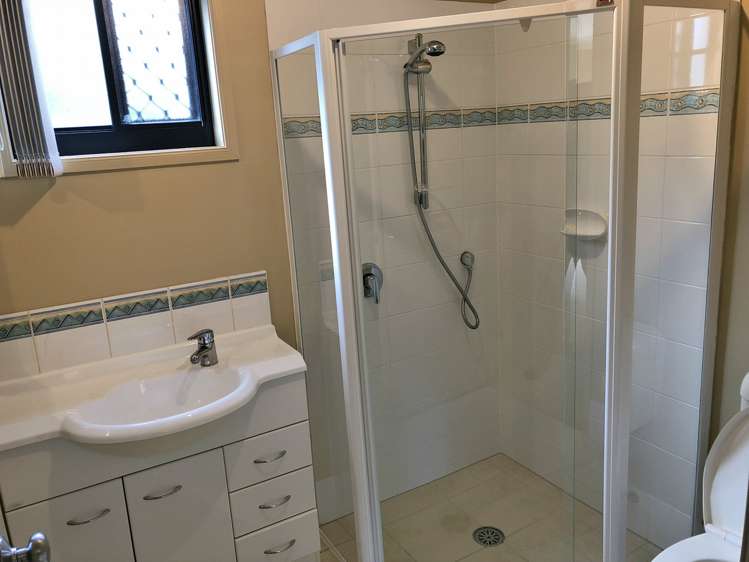 6a Voyager Drive Gulf Harbour_14