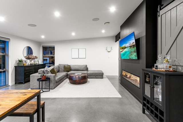 261 Lakes Boulevard Pyes Pa_1