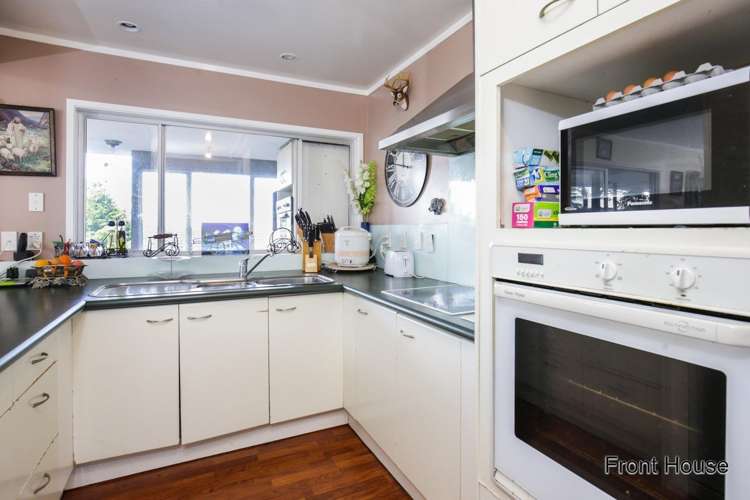 7 Puketitiro Street Glen Eden_17