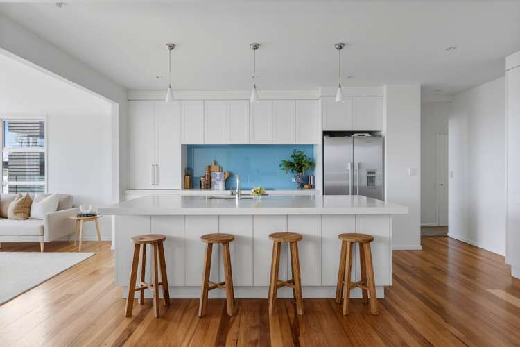 25 Whitby Crescent Mairangi Bay_38