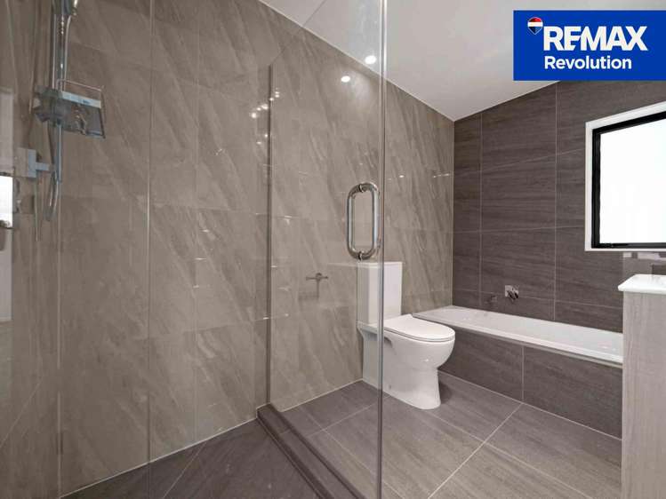 21B Blanes Road Weymouth_19