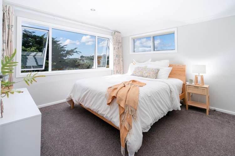 147 Helston Road Paparangi_6