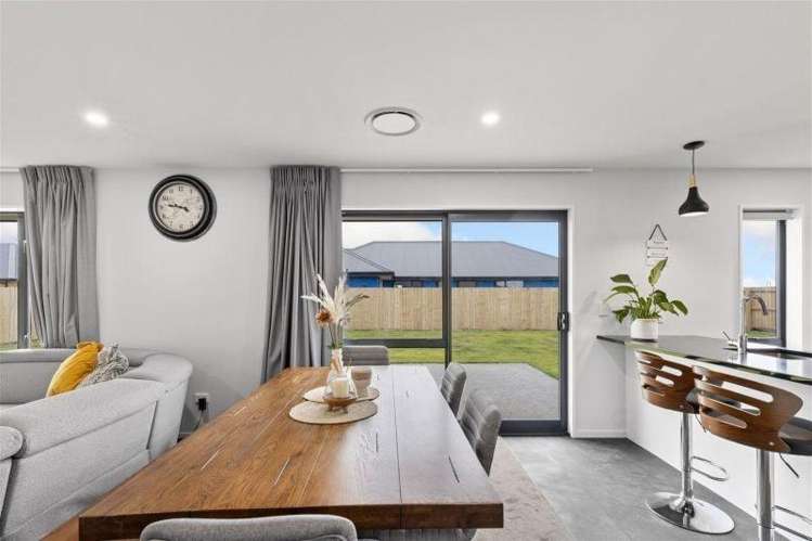 27 Lunn Cr Leeston_7