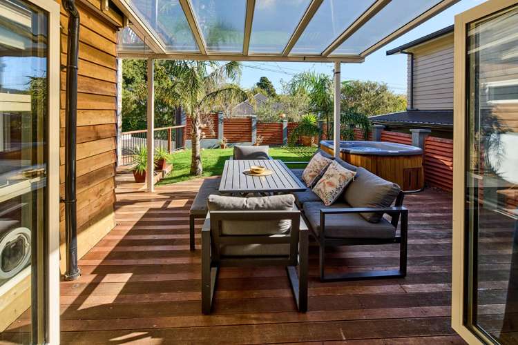 74F Heretaunga Square Silverstream_17