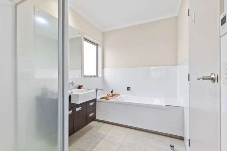27 Amaretto Avenue Flat Bush_26