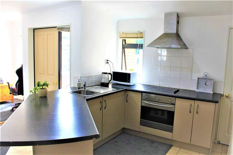 25c Gray Avenue Mangere East_1