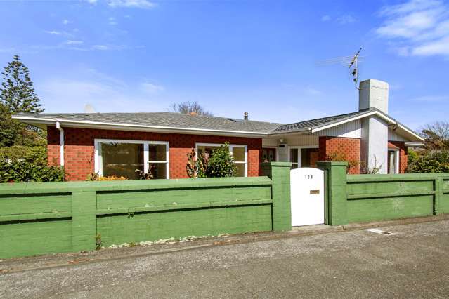 Prime Woburn Address With Classic Appeal