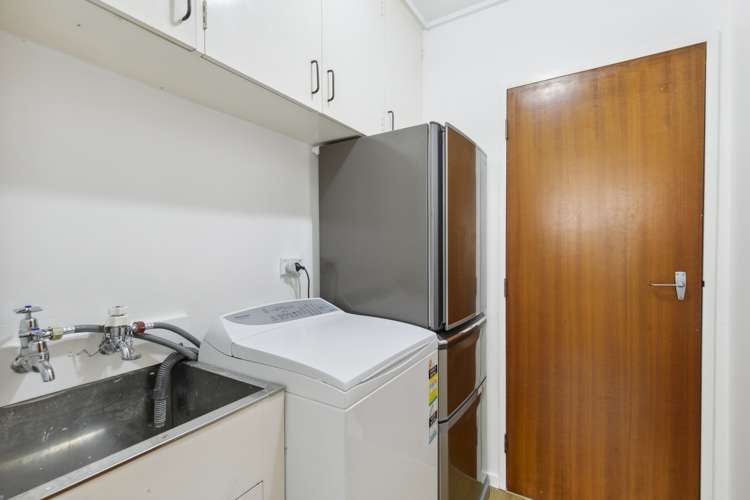 10/171 Queens Drive Lyall Bay_10