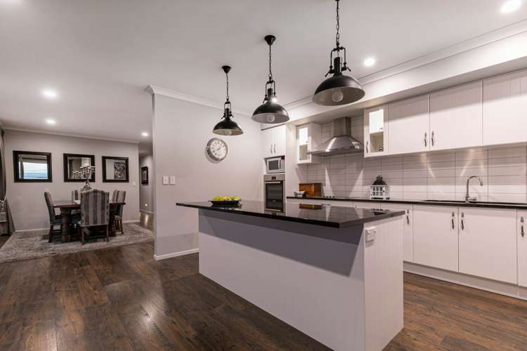 2 Whaley Greens Silverdale_14