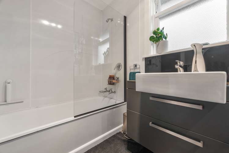 677 Main South Road Islington_11