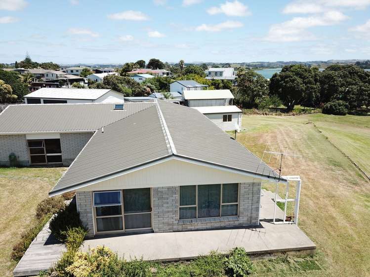 12 Keven Road Clarks Beach_2