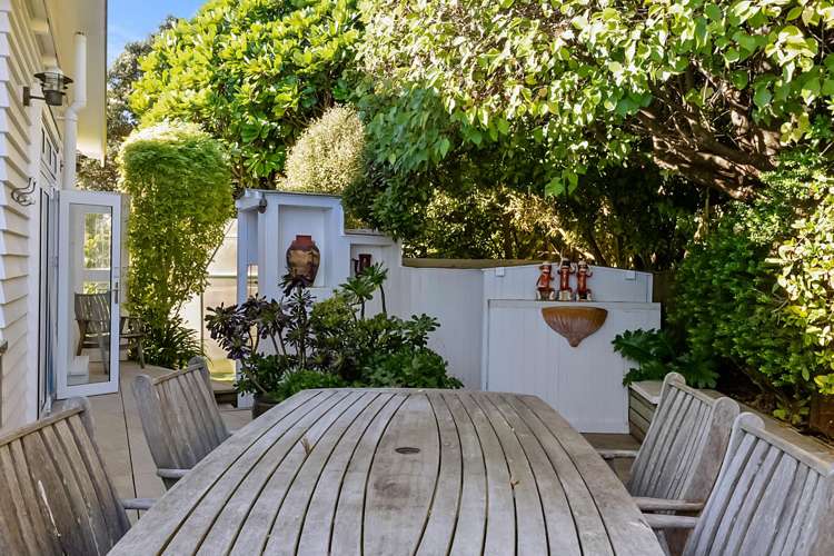 41 Cameron Street New Plymouth_17