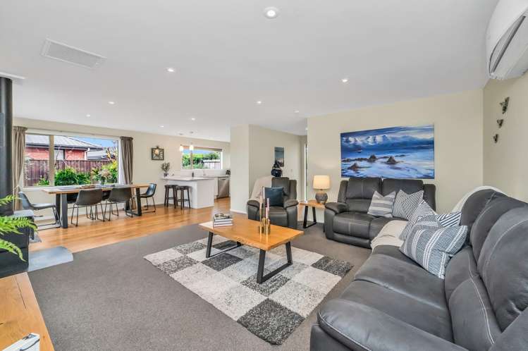 61 Manse Road_4