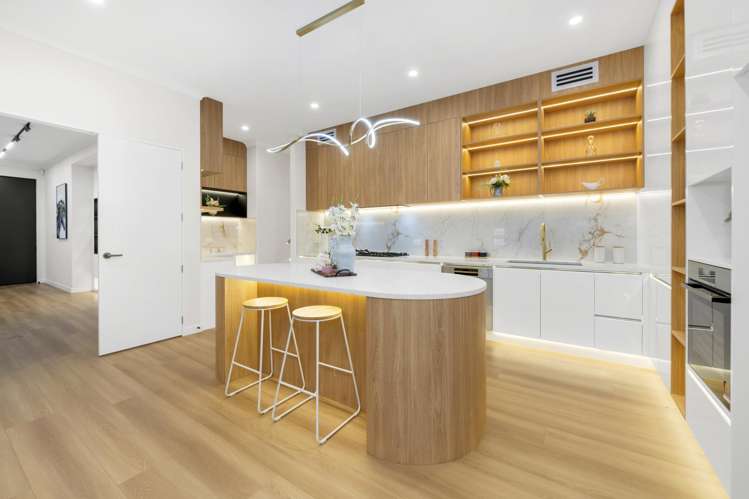 2C Hughs Way Flat Bush_14