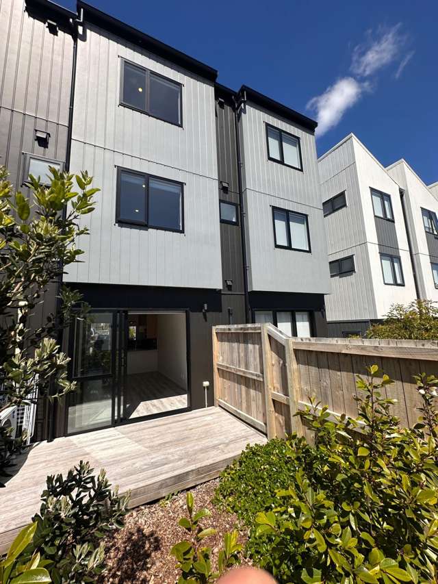 13 Pahoehoe Close Mount Wellington_1