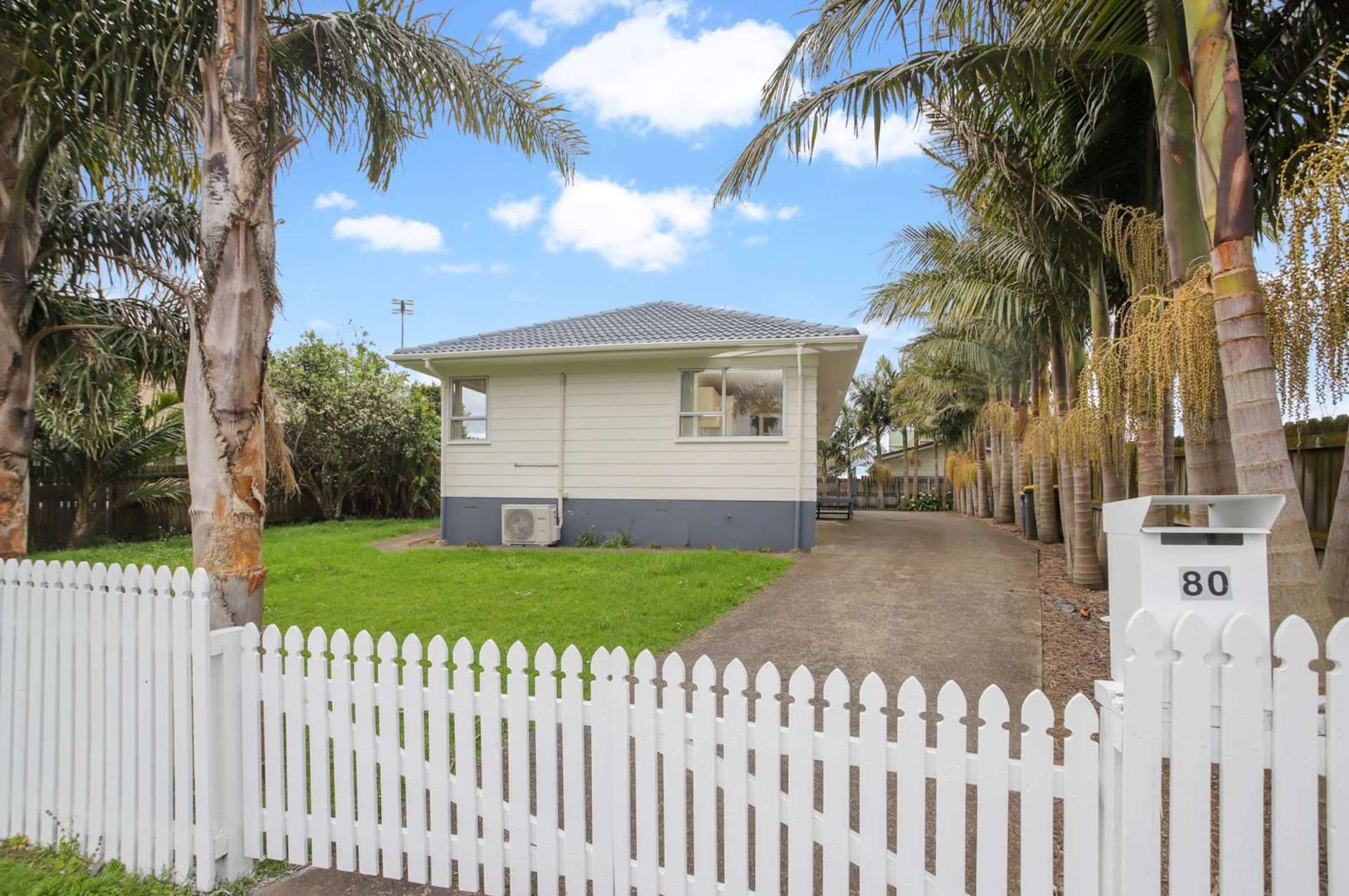 80 Beach Road Te Atatu Peninsula_0