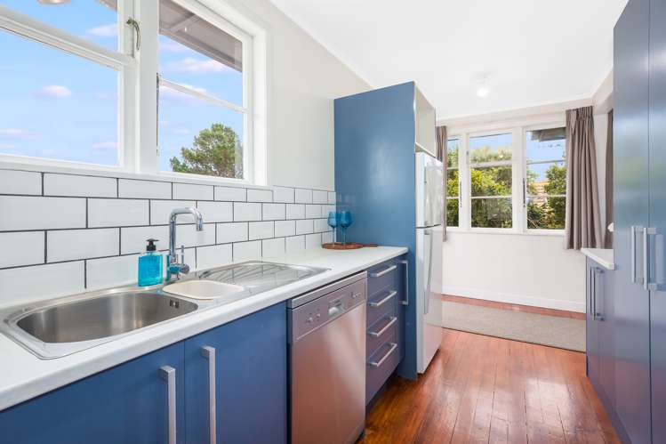 3 Mitchell Grove Porirua East_12