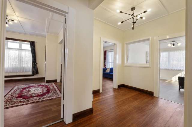 82 Orlando Street Stratford_1