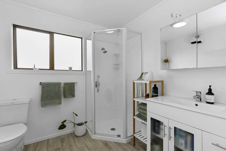 1/26 Outram Grove Kelson_9