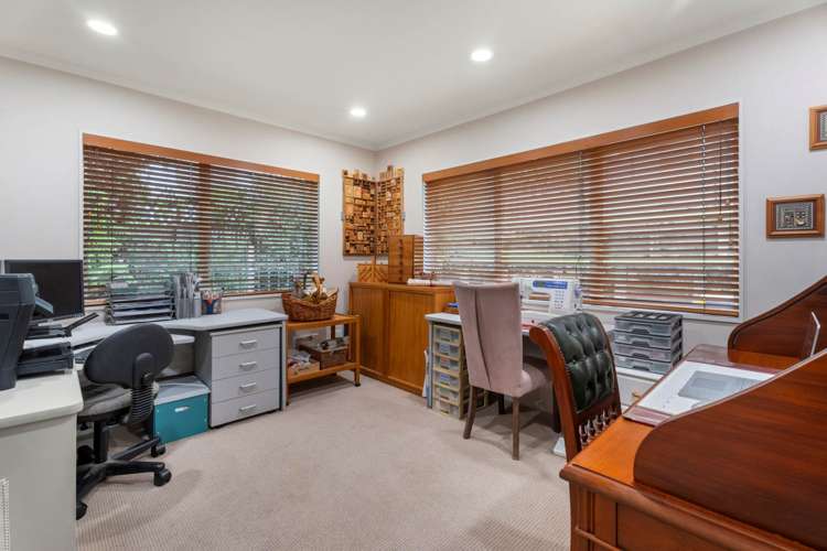 69 Manor Park Sunnyhills_13