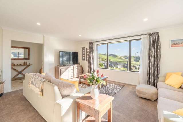 274 Ballintoy Park Drive Welcome Bay_4