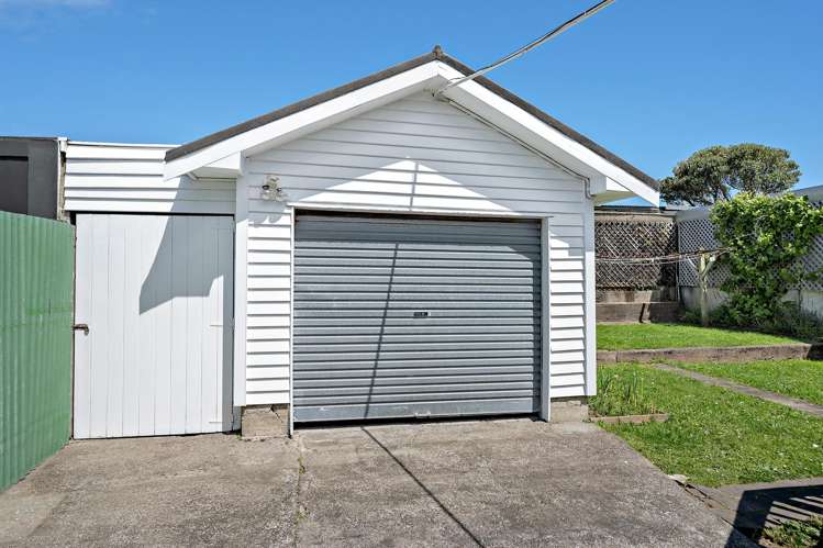 19 East Street Petone_12