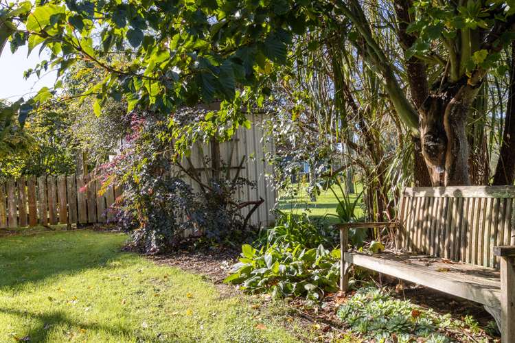 1 Curnow Place Leamington_24