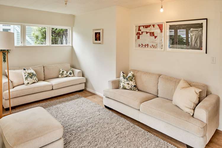 39 Cluny Road Plimmerton_13