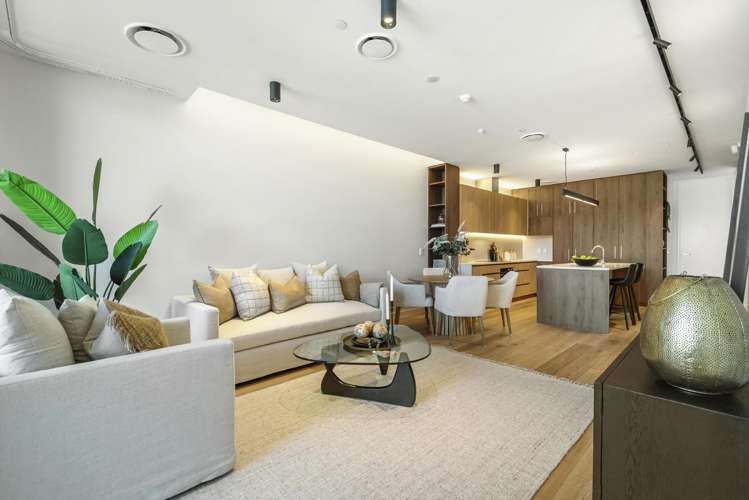 8/423-427 Beach Road Mairangi Bay_1