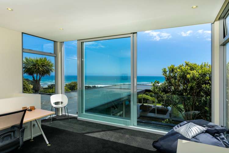 70 Domain Crescent Muriwai_15