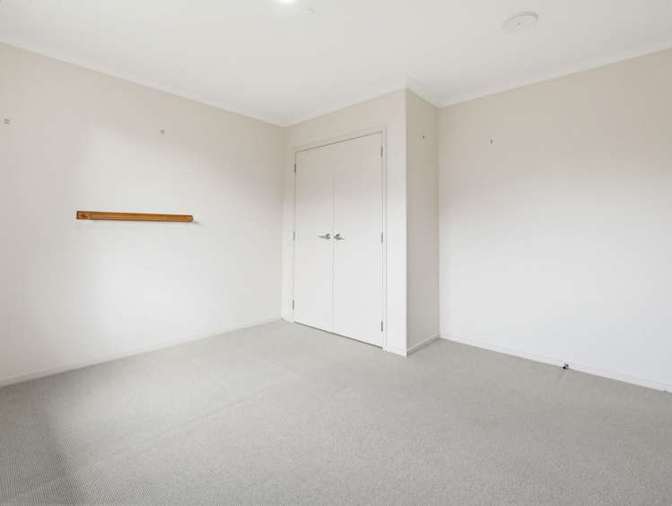 8 Montrose Place Pyes Pa_17