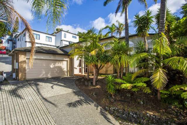 Fab family home in double school zone.