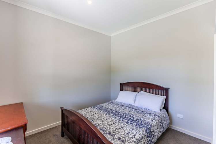 302 White Road Waipawa_9