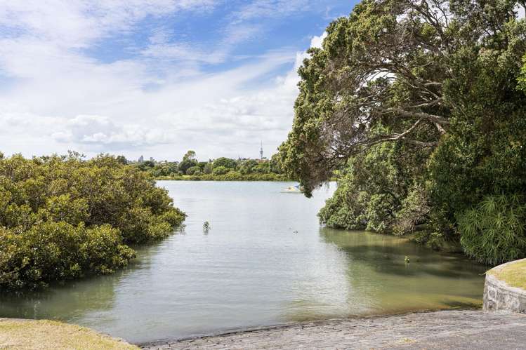 38 Oliver Street Point Chevalier_21