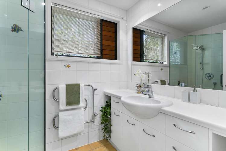 1/164 Aberdeen Road Campbells Bay_24