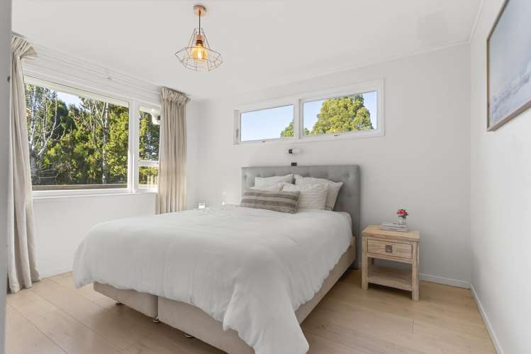 200 Godley Road Titirangi_11