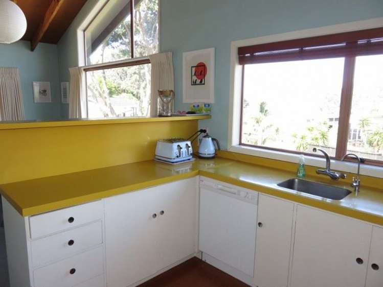 128 Bambury Place Onemana_10