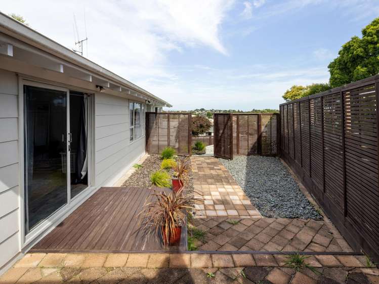 28 Rothesay Place Dinsdale_13