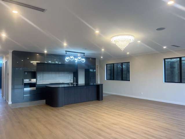 9 Crows Road Swanson_2