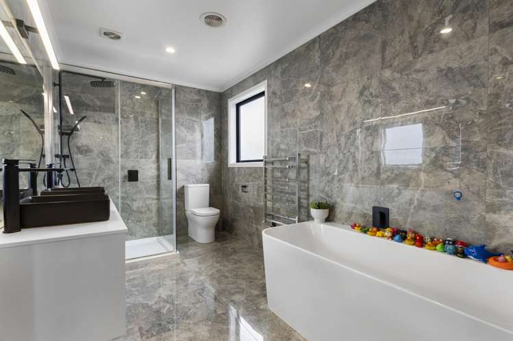 2 Opaoa Way Aotea_19