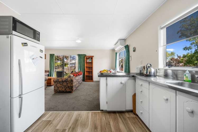 2 Tasman Crescent Carterton_9